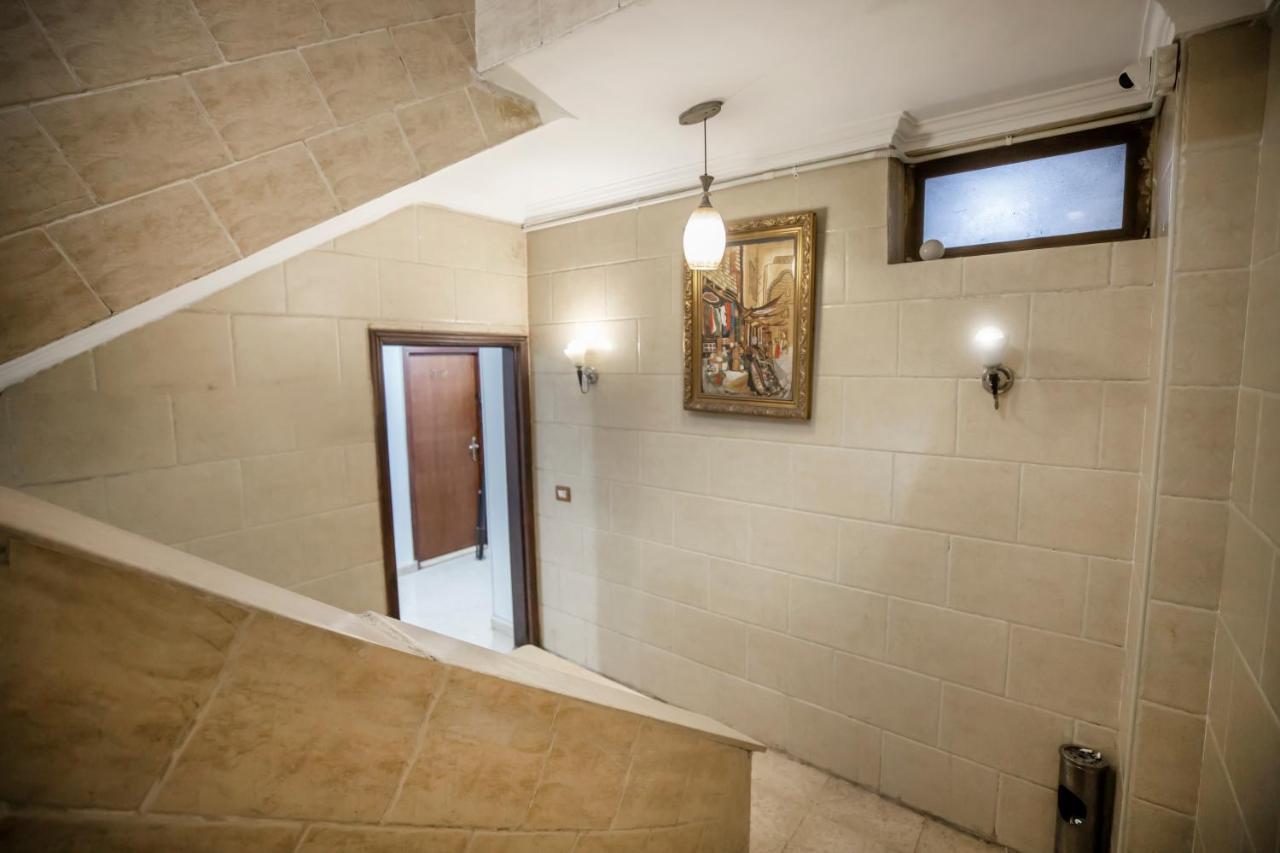 Pyramids Inn Hotel Kafret el-Gabal エクステリア 写真