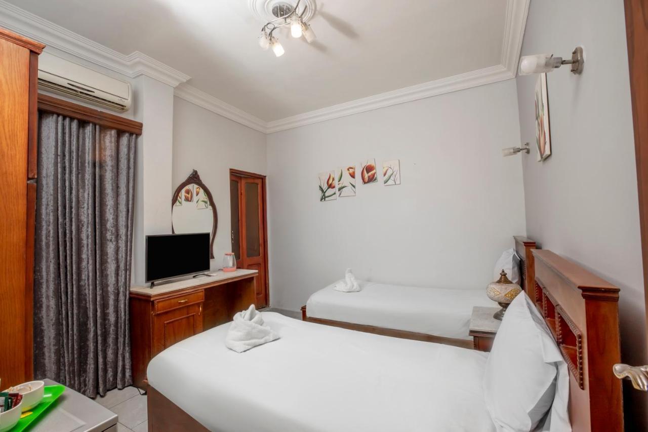 Pyramids Inn Hotel Kafret el-Gabal エクステリア 写真
