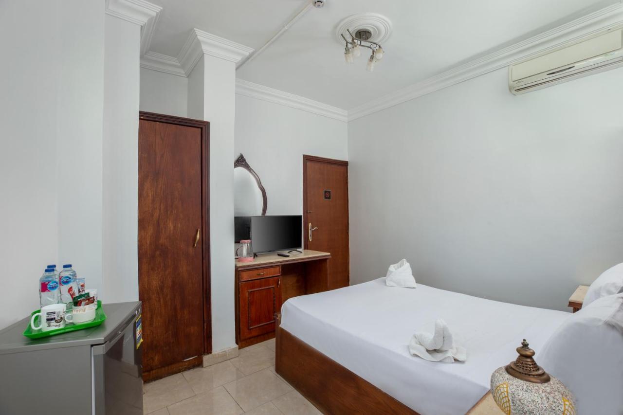 Pyramids Inn Hotel Kafret el-Gabal エクステリア 写真
