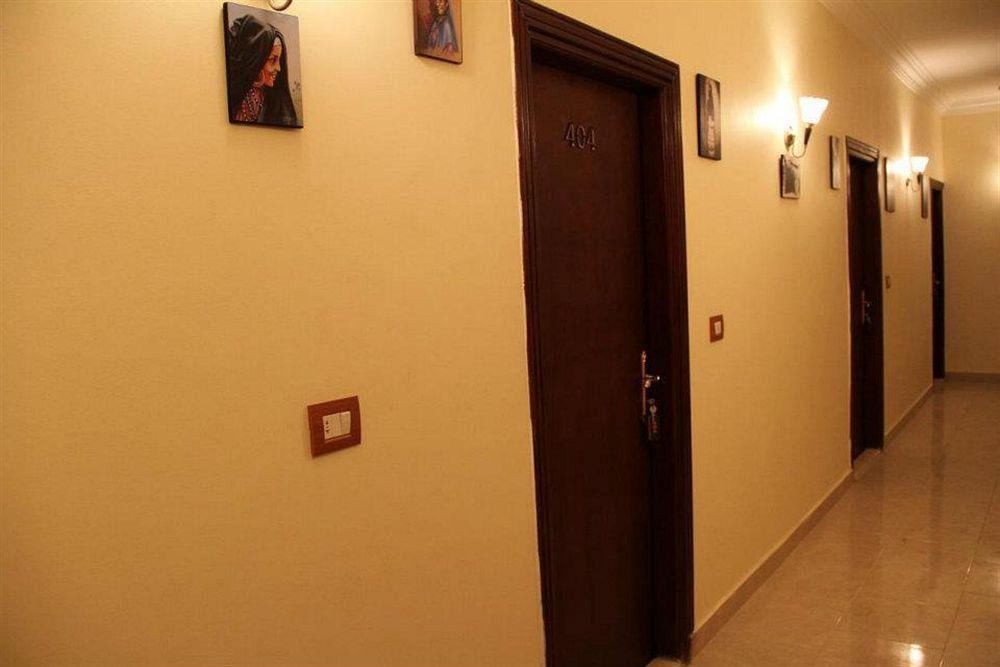 Pyramids Inn Hotel Kafret el-Gabal エクステリア 写真